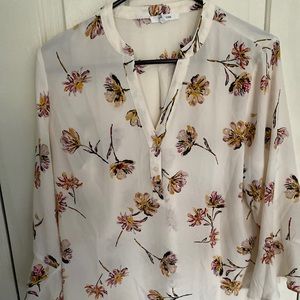 Maurices size Medium nice fall color 3/4 sleeve
